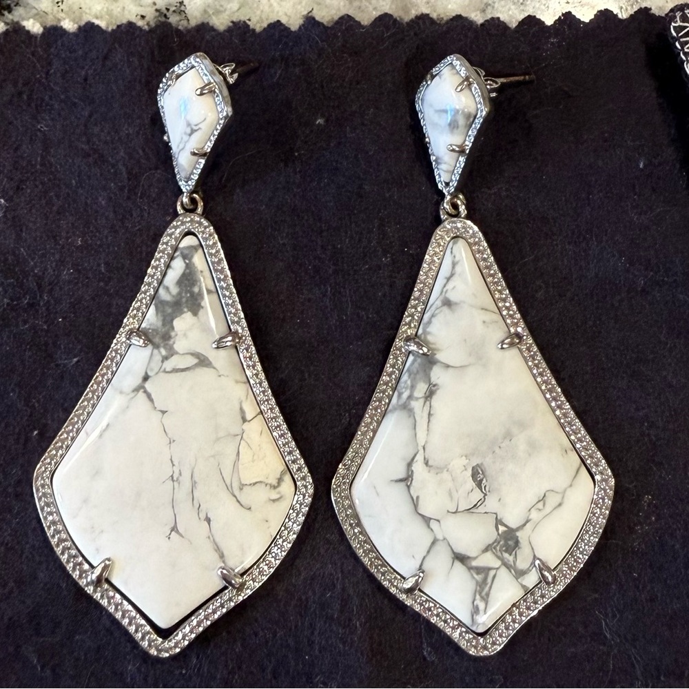 Kendra Scott Howlite Marble Alexis Earrings Silver